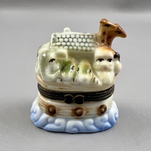 Vintage noahs ark - ark, hinged
